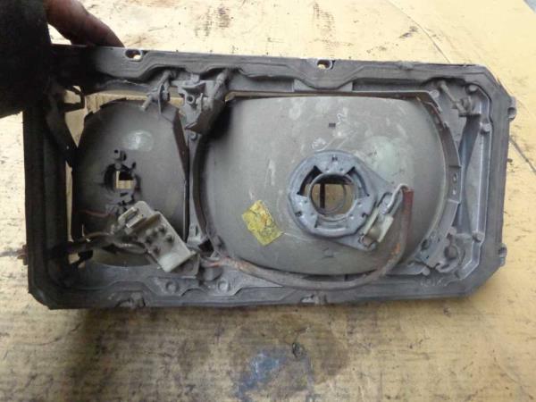 PHARE GAUCHE MERCEDES - Vue 2